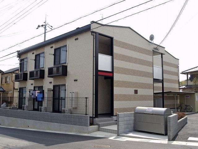 レオパレスＨｏｌｌｙの外観