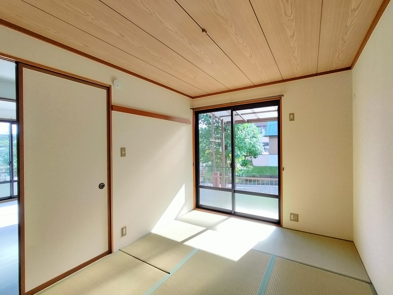 コンフォート朱雀Ⅱの和室