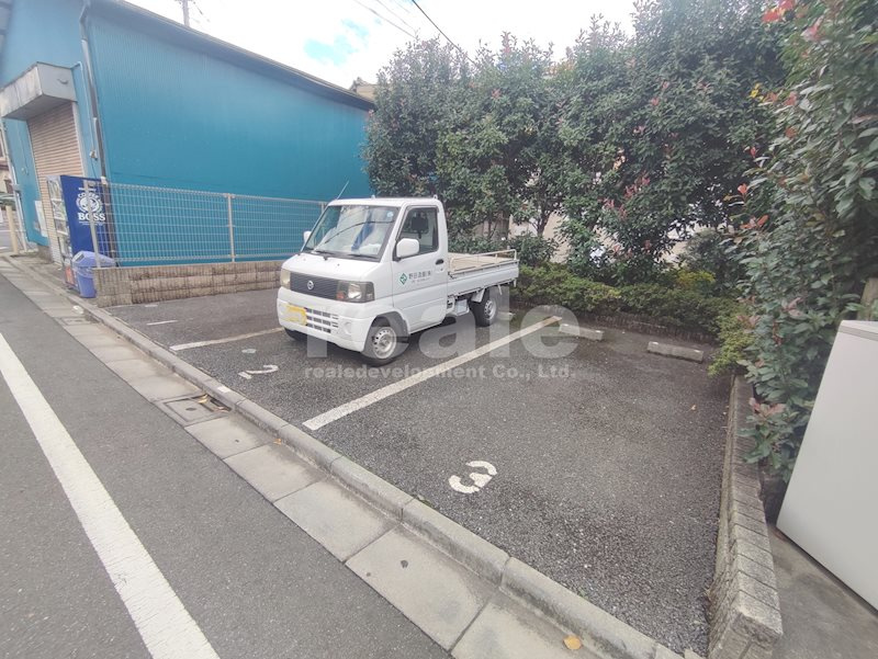 杉並区善福寺４丁目のアパートの駐車場
