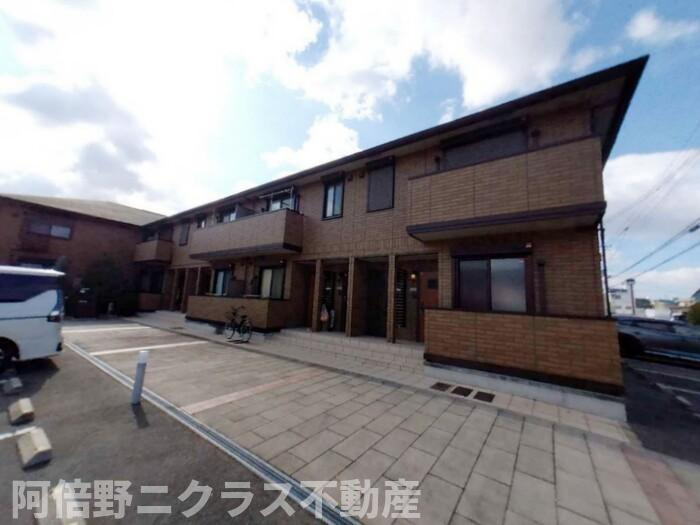 サンハイツ喜連　B棟のエントランス