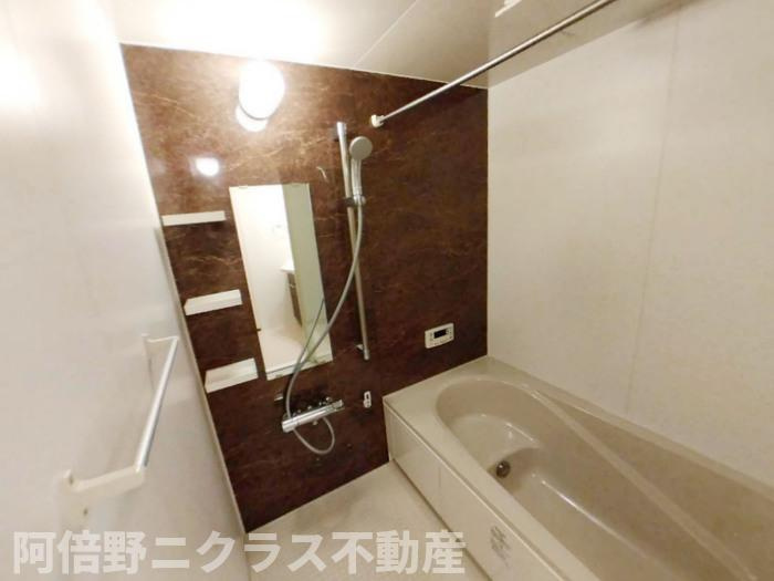 サンハイツ喜連　B棟の浴室
