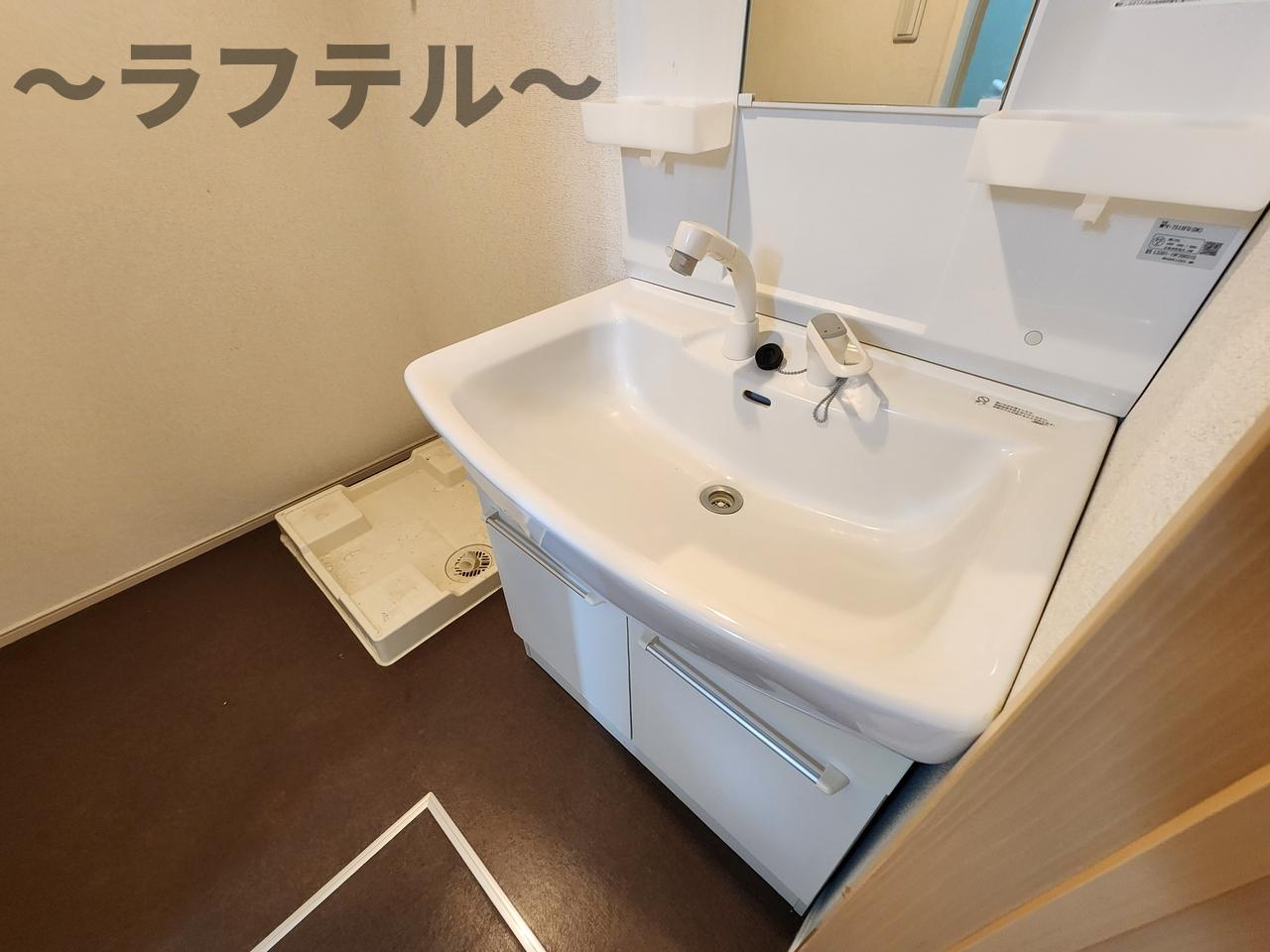 アンソレイェ　Ⅰの独立洗面台