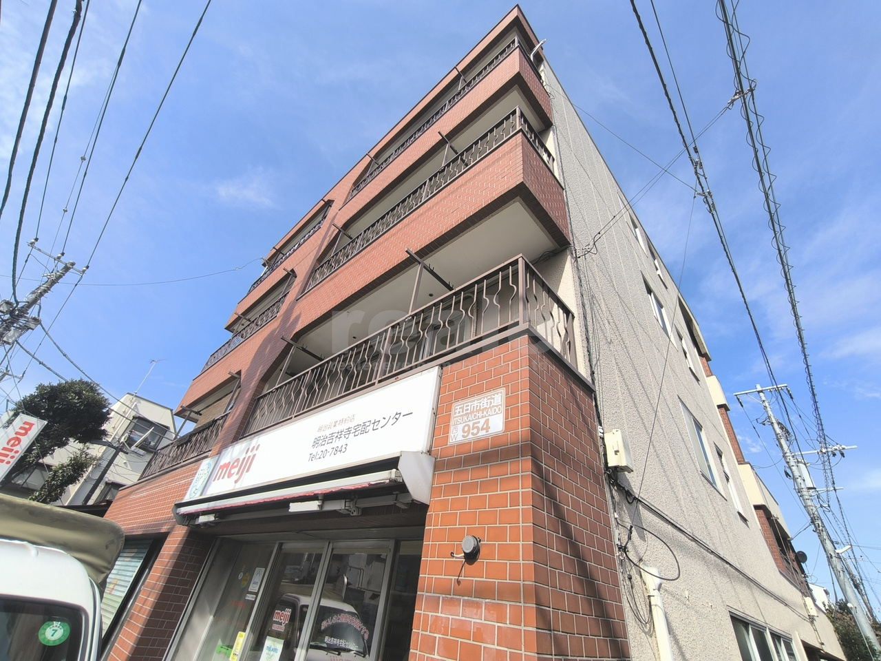 武蔵野市吉祥寺北町１丁目のアパートの外観