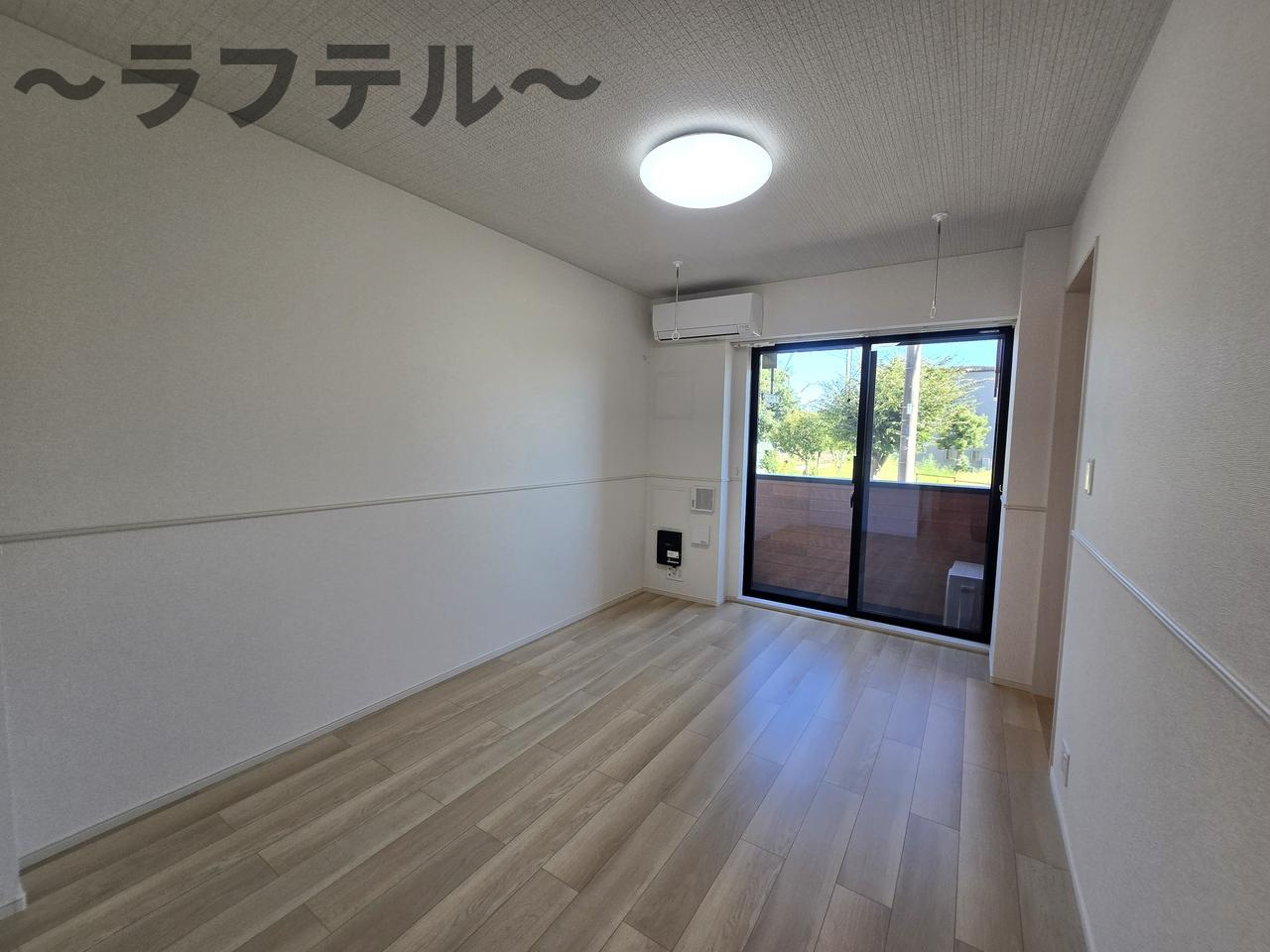 ヒカルサ狭山広瀬台サウスの居間・リビング