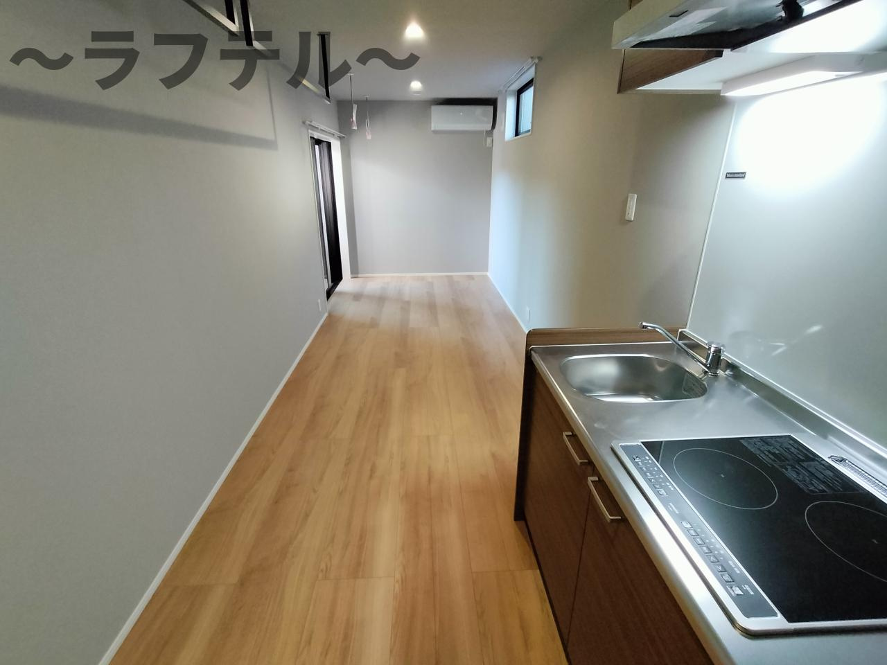 MELDIA小手指の内装