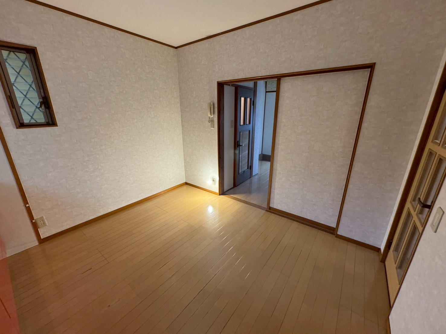 東九条町戸建(T)の居間・リビング