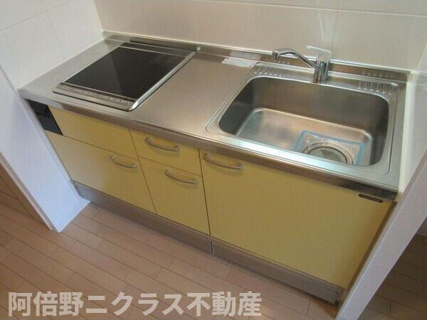エス・キュート上本町イーストのキッチン
