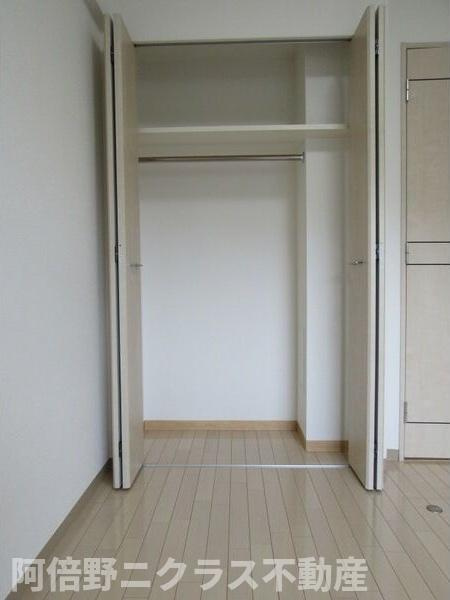エス・キュート上本町イーストの収納