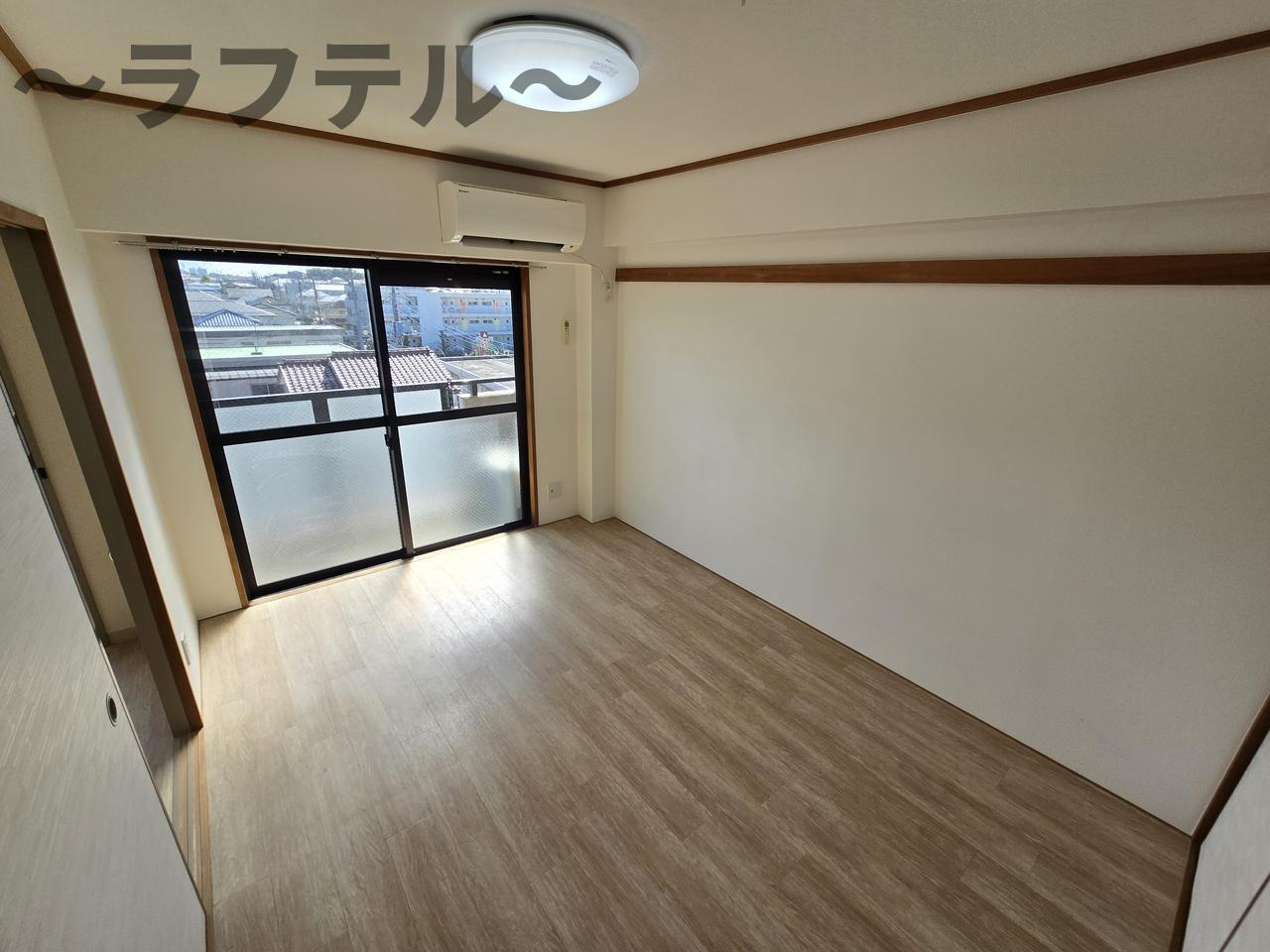 狭山市大字水野の賃貸マンションの居間・リビング