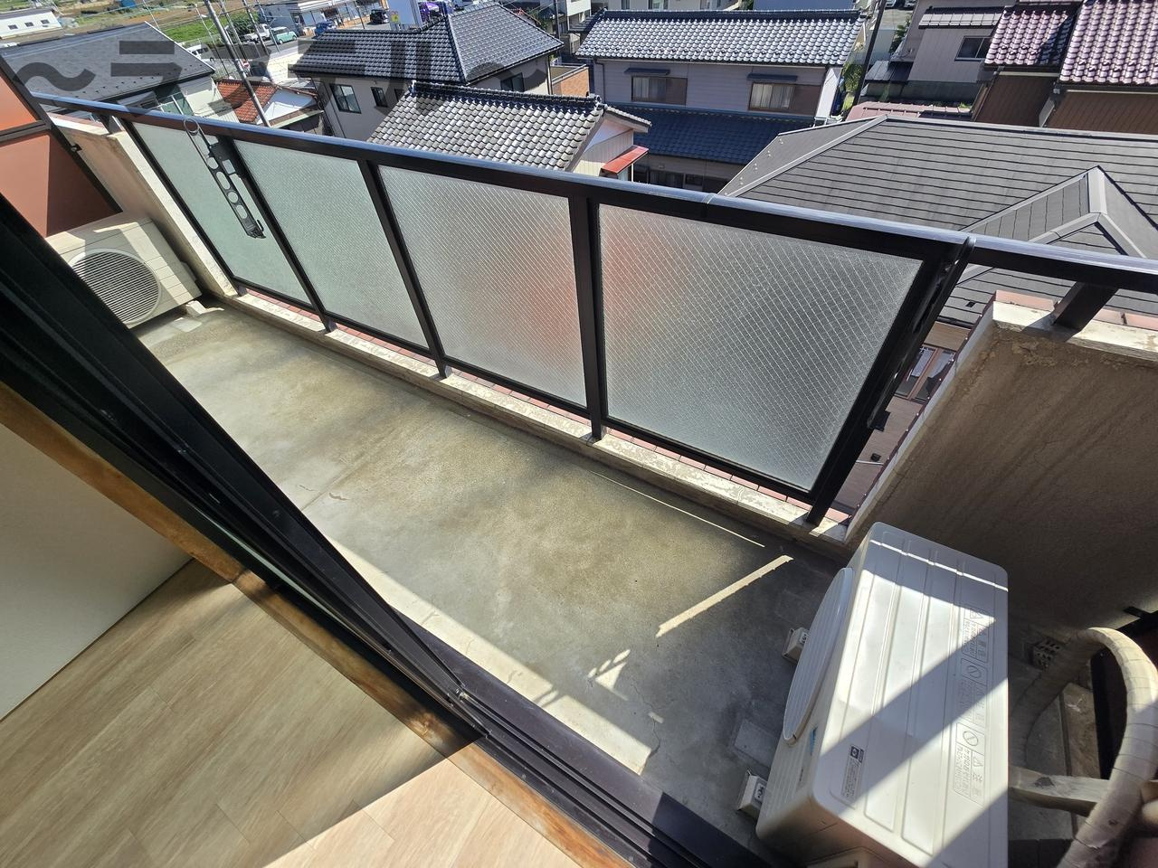 狭山市大字水野の賃貸マンションのバルコニー