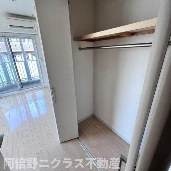 クレイドル西田辺の収納