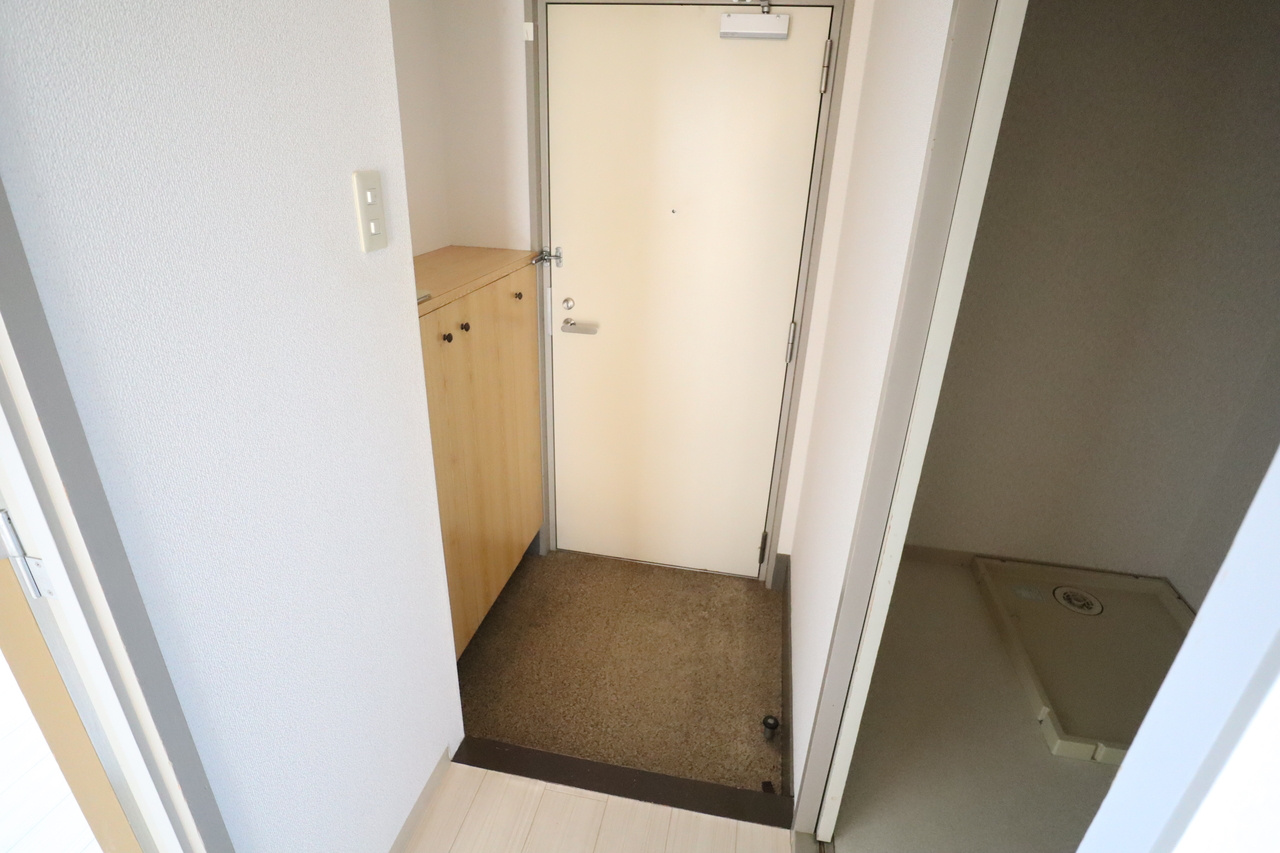 メゾンＳＴの玄関