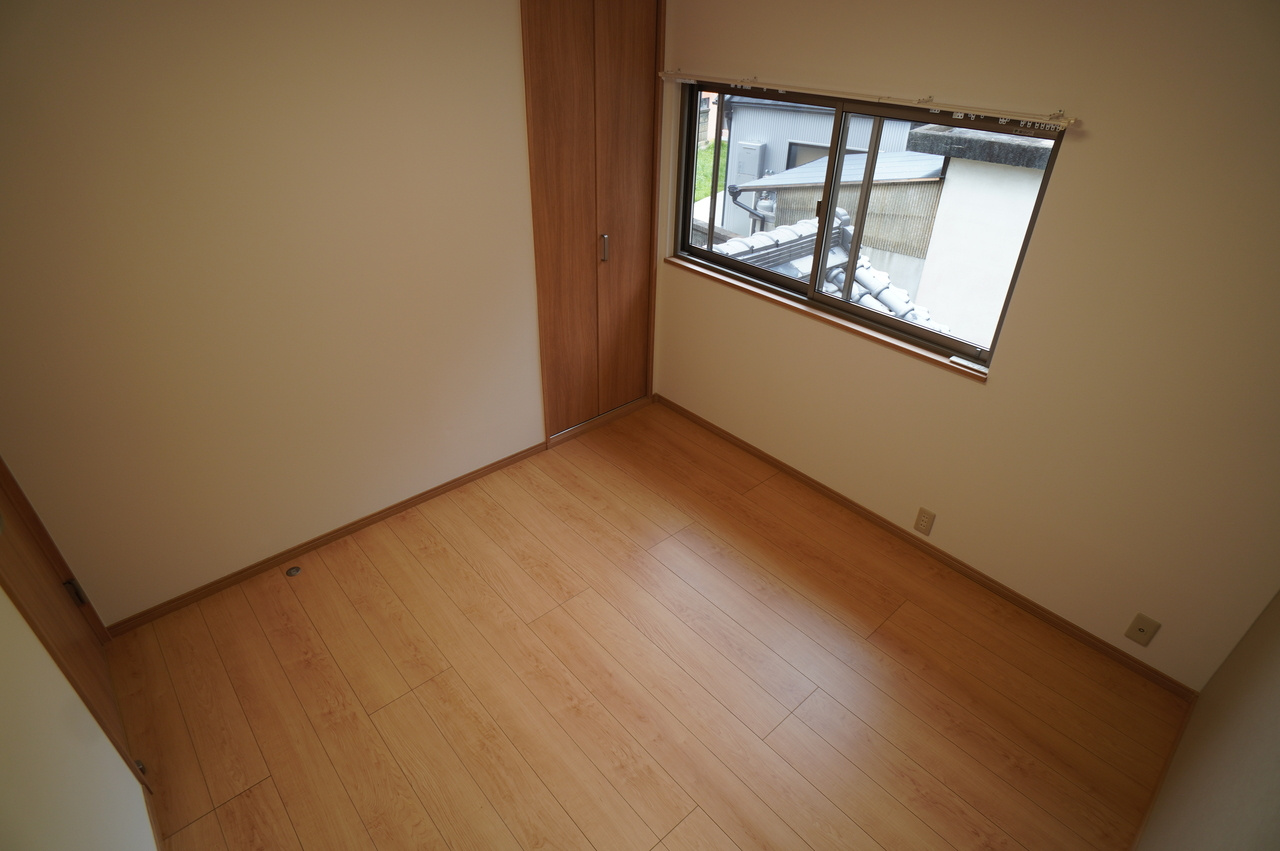 王寺町本町１丁目戸建Ⅱの洋室