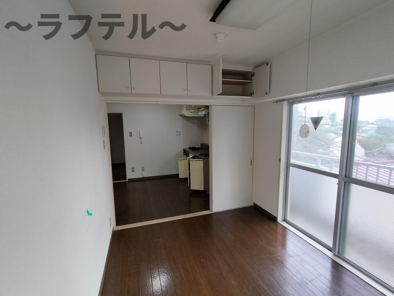 ヒルサイドテラスの居間・リビング|別部屋イメージ写真
