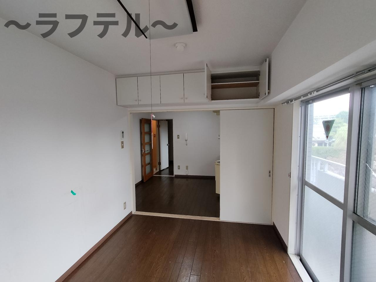 ヒルサイドテラスの居間・リビング|別部屋イメージ写真