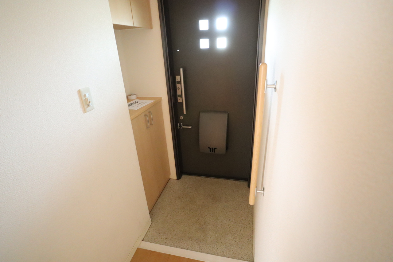 上東マンションの玄関