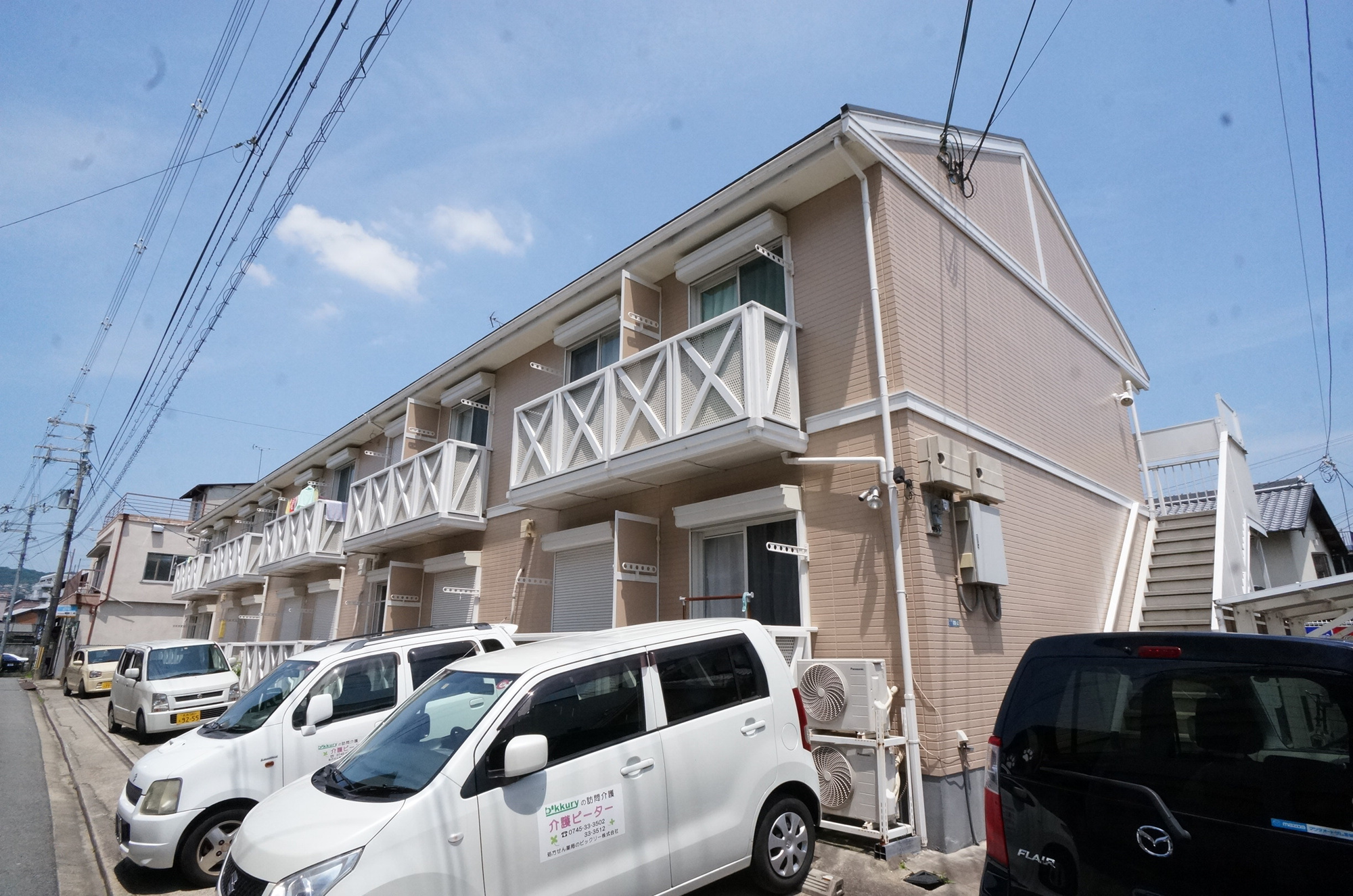 フレグランス久度の駐車場