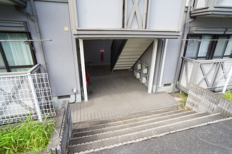 サニープラザＤのエントランス