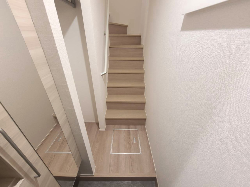 グランヴェール西ノ京の玄関