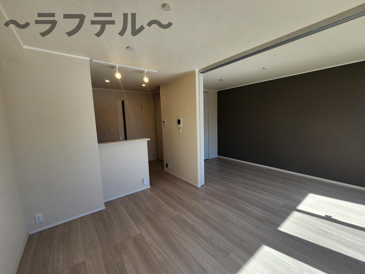 ハイムメゾン新狭山Bの居間・リビング