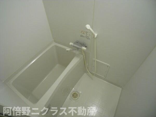ディナスティ玉造の浴室|内装は別部屋の参考写真です。