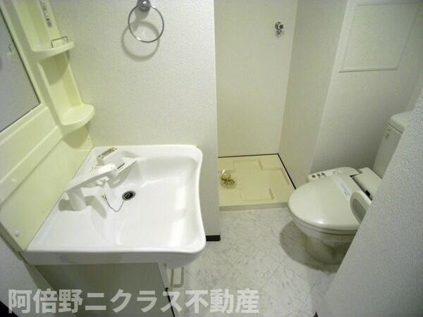 ディナスティ玉造のトイレ|内装は別部屋の参考写真です。