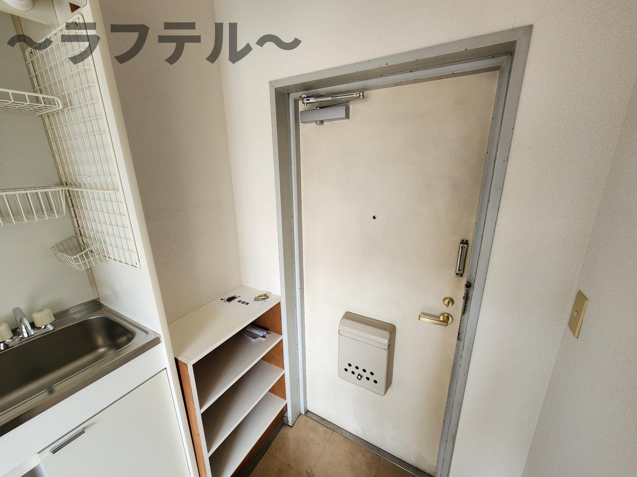 ラ・ルーナの玄関