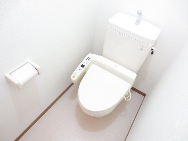 セジュール21のトイレ|別号室の参考写真です。