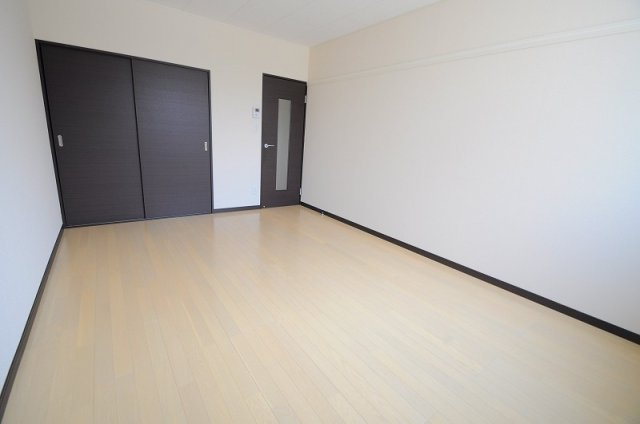 レオネクストビー　シェルの居間・リビング|お部屋によって設備が異なる場合がございます