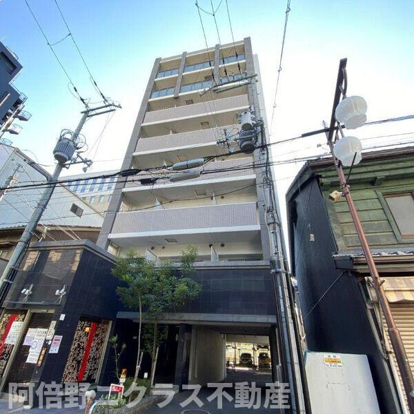グランド上町の外観