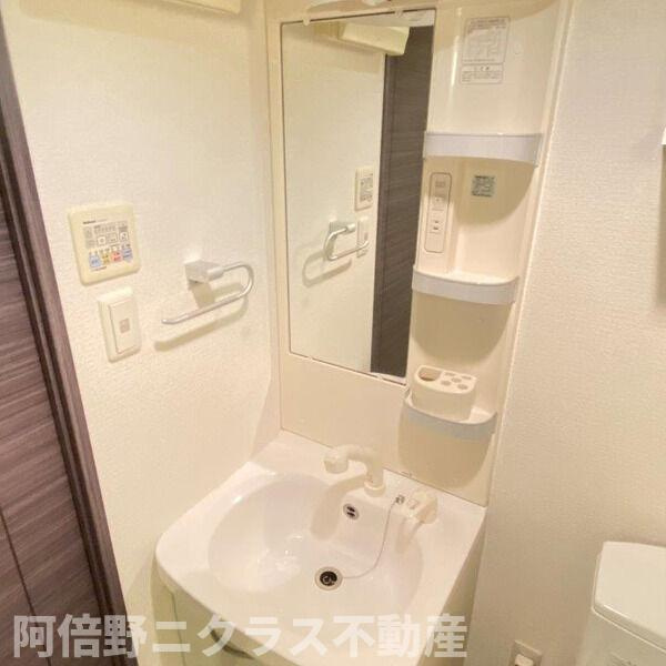 グランド上町の洗面所