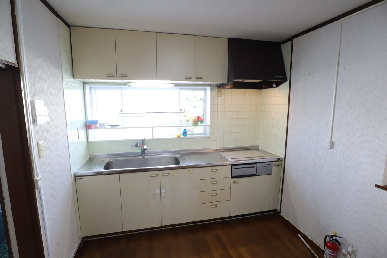 小泉町一戸建のキッチン