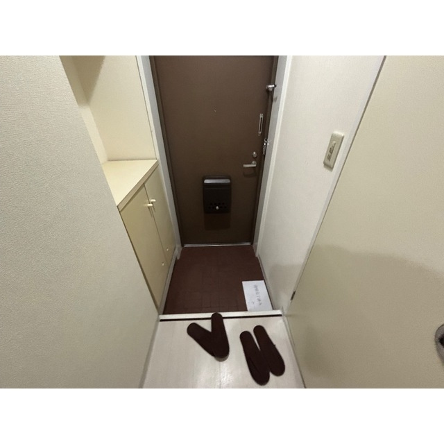 エルシャトルBの玄関