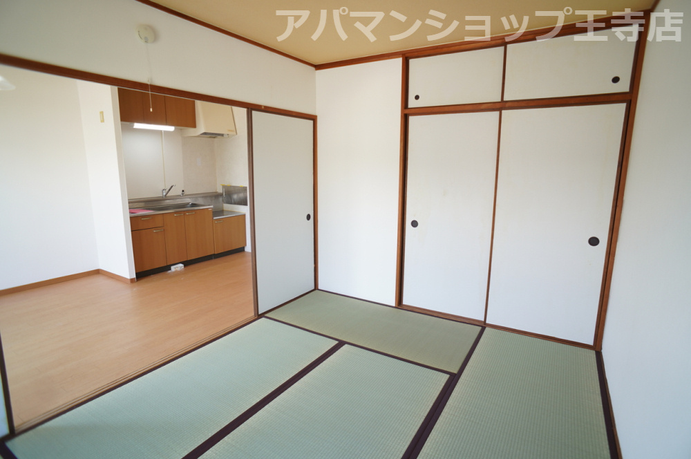 三郷グリーンハイツの和室