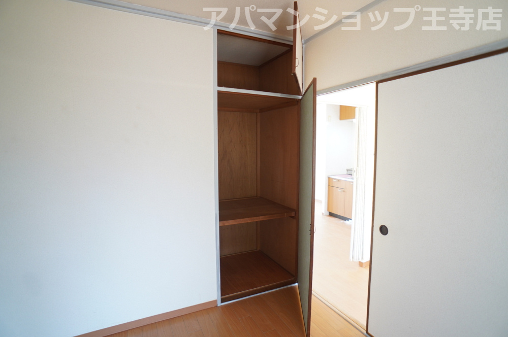 三郷グリーンハイツの収納