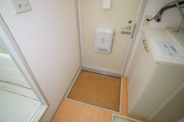 サムハイツの玄関