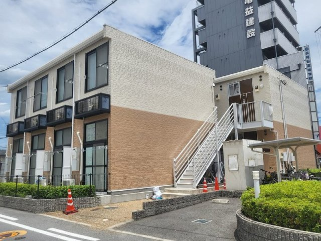 レオパレス大宮の外観