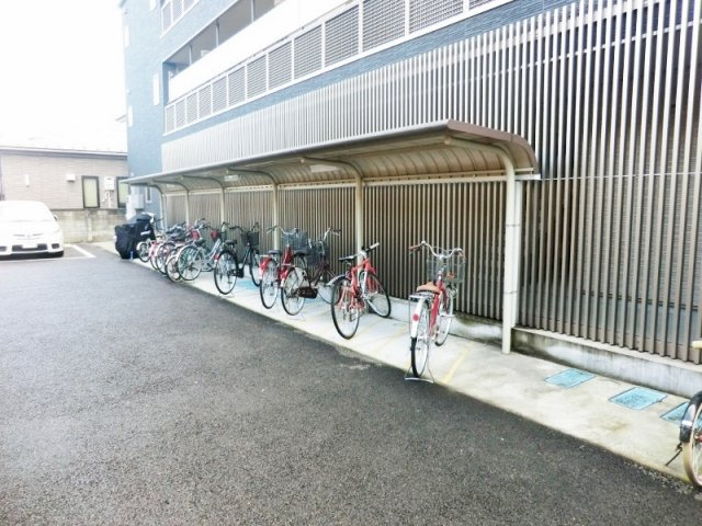 フェニックス浦和北のその他共用部分|★敷地内に自転車駐輪場を完備★