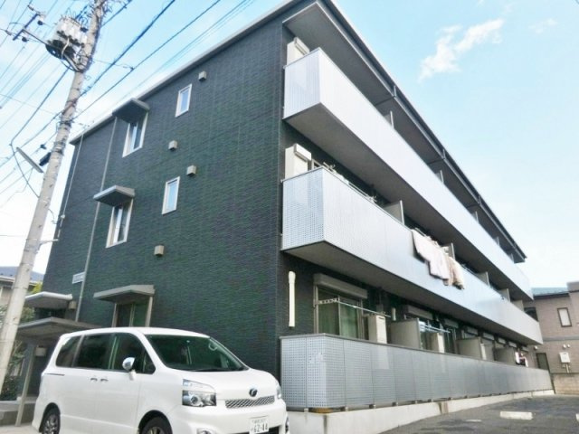 フェニックス浦和北の外観|★鉄骨造３階建てマンション！外観です★