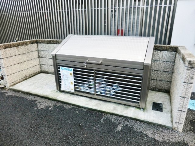 フェニックス浦和北のその他共用部分|★敷地内に入居者様専用のゴミストッカーを設置★