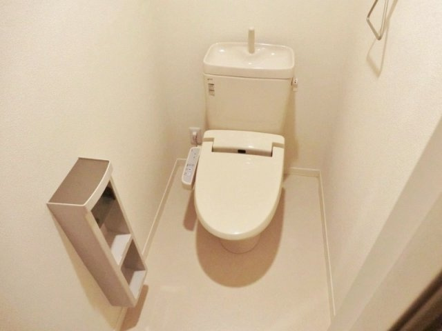 フェニックス浦和北のトイレ|★トイレ画像・温水洗浄便座付き★