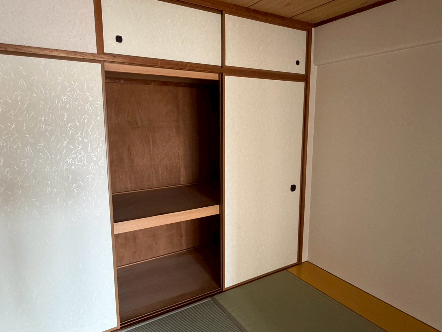 西大寺サンハイツ１号棟の収納