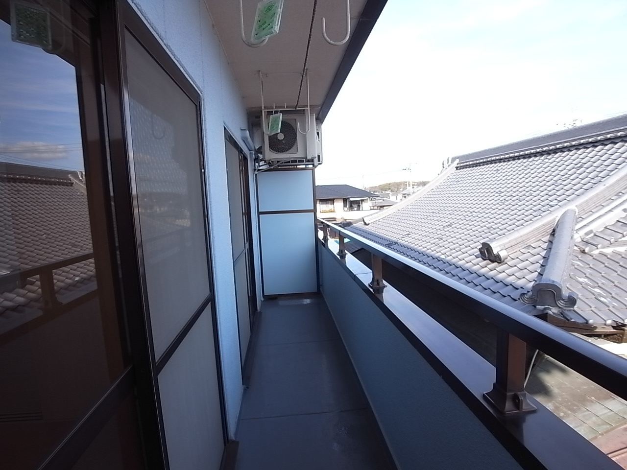 ファミール西大寺のバルコニー