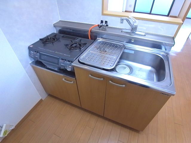 ファミール西大寺のキッチン