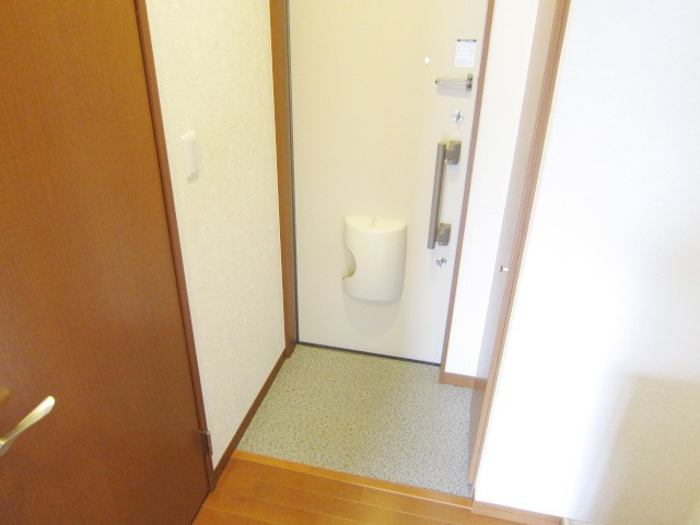 アムール　サニーハイツの玄関