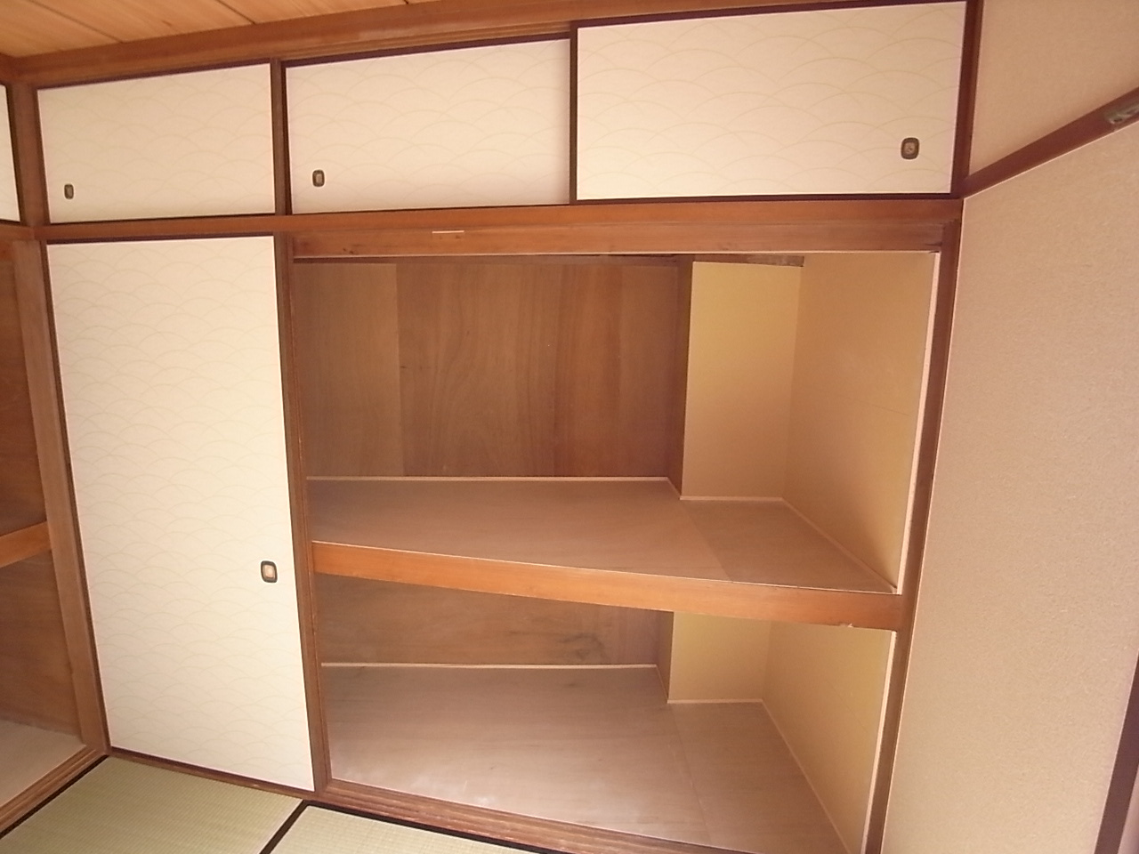 田口マンションの収納