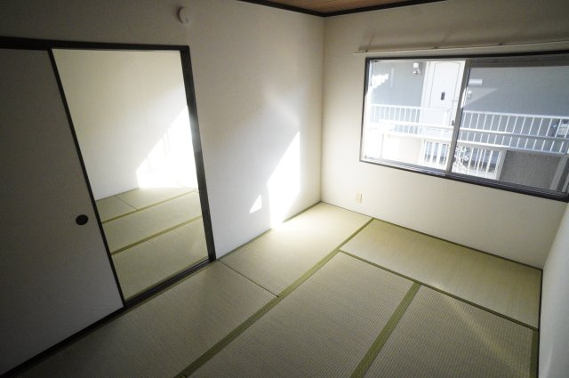 タウニィいかるがの設備