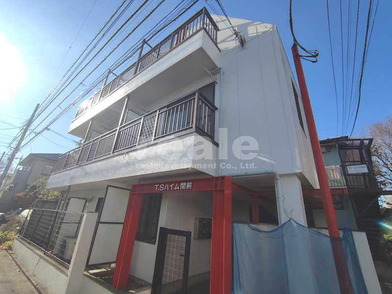 武蔵野市関前２丁目の賃貸マンションの外観