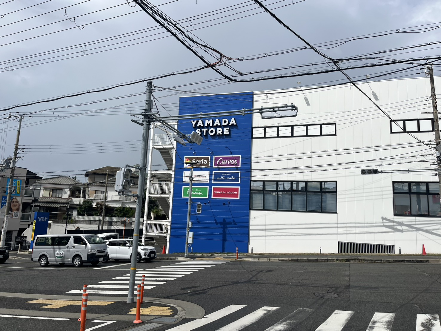 明舞第二団地　２号棟の周辺