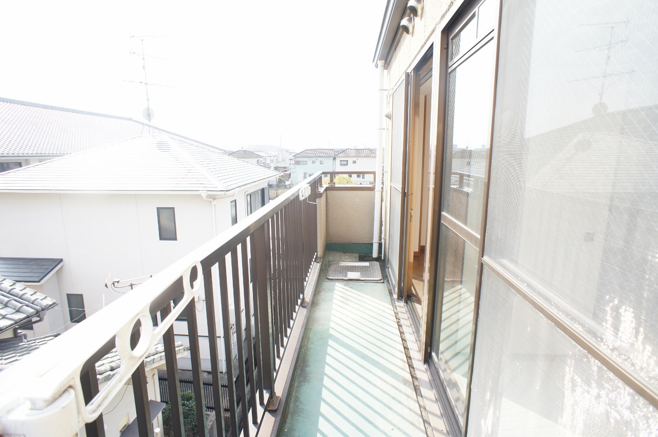 天理市田井庄町の賃貸マンションのバルコニー
